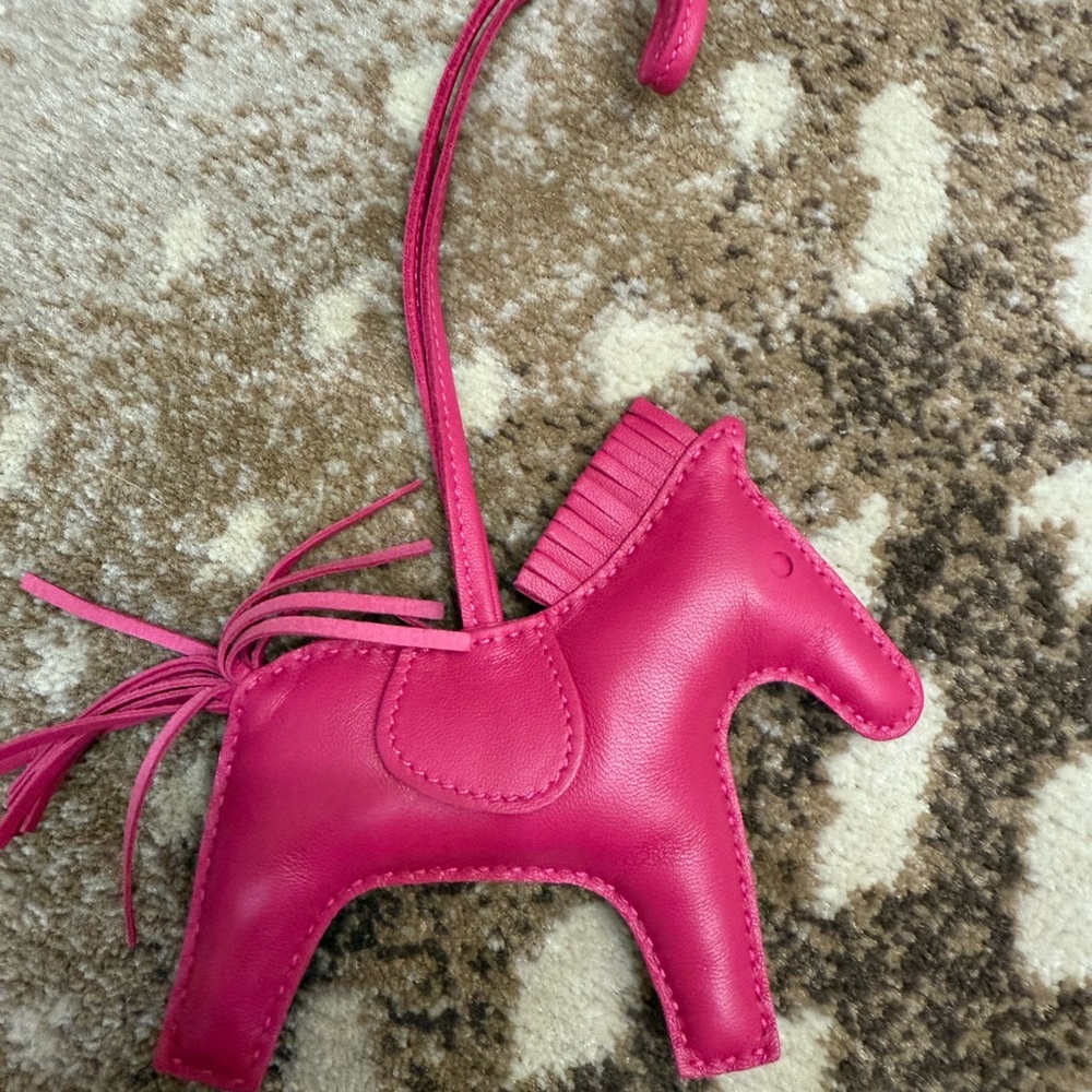 Hermes Rodeo GM in Rose Mexico Pink Horse-Shaped Leather Bag Charm